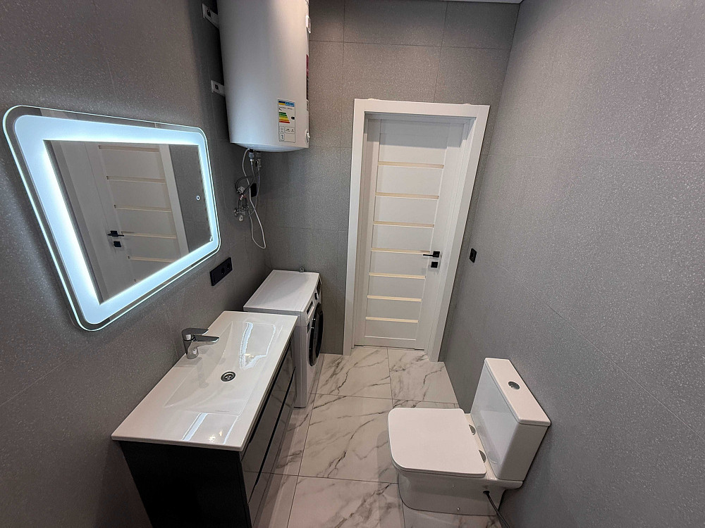 Терміново! Євродвушка 42м в Центральному парку Чехов парк без комісії! Ирпень - изображение 4