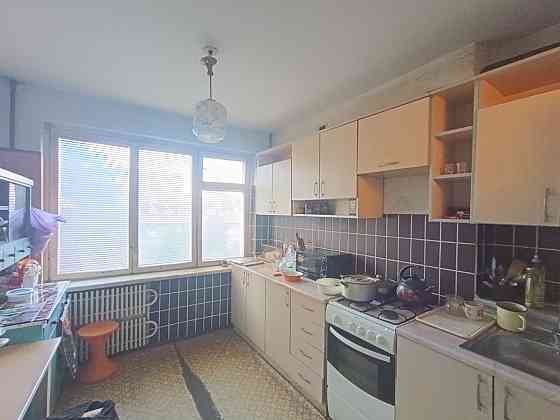 Продаж 3 кімнатної квартири по вулиці Наукова.

Площа: 65 м2
Поверх: 4 Львов