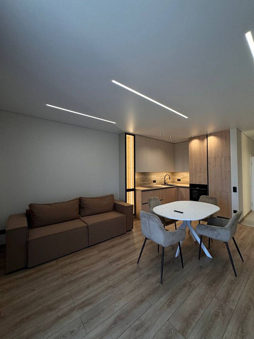 Продаж 1,5 кімнатної у Центрі міста Ужгород - изображение 1