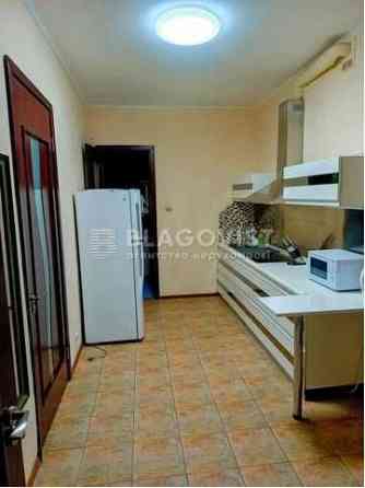 Цегляний_Дом_Видова_3-кім_73м2_вул.Володимира Антоновича,140_3й поверх Киев