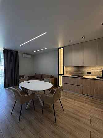 Продається Нова, якісна, велика квартира. Центр міста. Новабудова. Ужгород