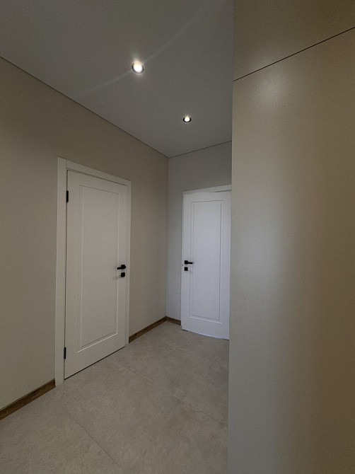 Продається Нова, якісна, велика квартира. Центр міста. Новабудова. Ужгород - изображение 8