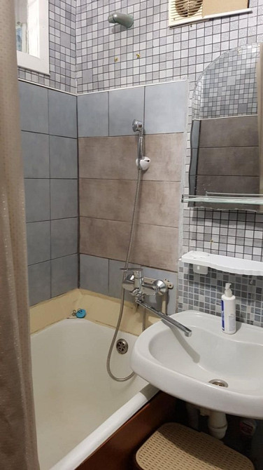 1к.по Чумаченко. Р-н поліклініки. Запоріжжя - зображення 8