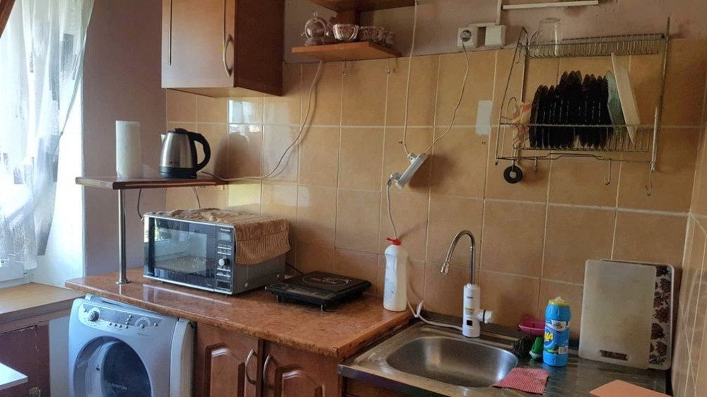 1к.по Чумаченко. Р-н поліклініки. Запоріжжя - зображення 2