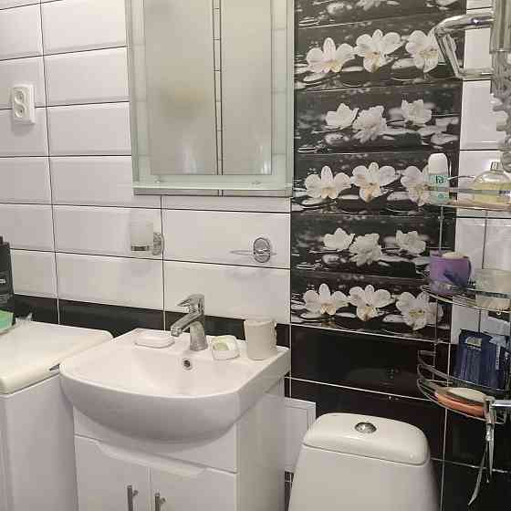 Продаю уютную 2х комнатную квартиру г Мерефа шикарный ремонт с мебелью Мерефа