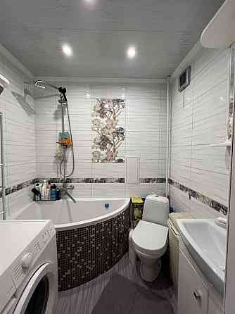 2- кімнатна квартира на 3 поверсі, в цегляному будинку з ремонтом Угорники