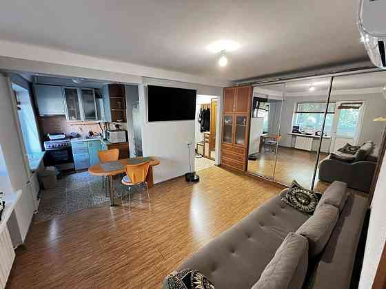 Продам 3 кімнатну квартиру Софиевская Борщаговка