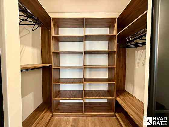 Укомплектована 1 кім з кухнею-студією квартира, центр Ивано-Франковск