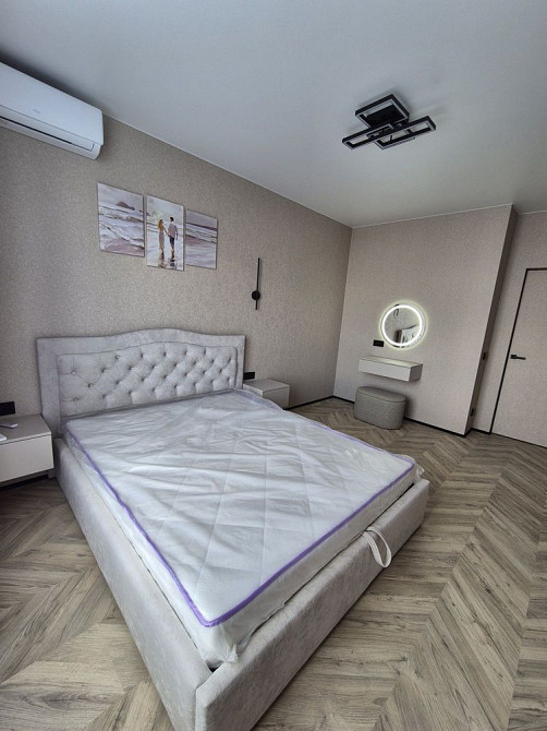 Затишна 1-к квартира 44м2 ЖК Варшавський 2 Варшавский Виноградар Київ - зображення 1