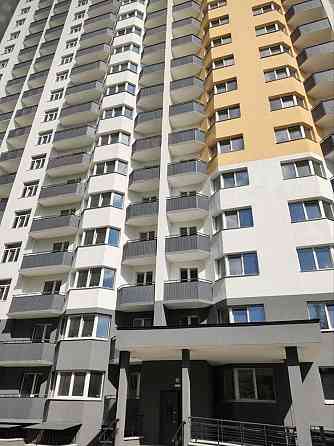 Продам велику 3-х кімнатну квартиру,вулиця С.Петлюри 21 Б Бровари