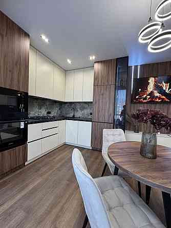 Терміново продам стильну  однокімнатну в центрі міста Ивано-Франковск