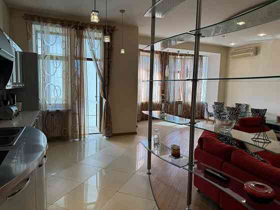 3-комнатная квартира на Азарова Одесса