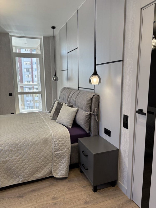 Затишна 2-к квартира 69м2 ЖК Варшавський Варшавский Виноградар Київ - зображення 2