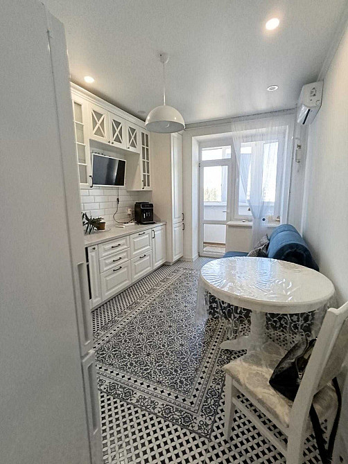 Просторная квартира . Теплый кирпичный дом, свежий ремонт! АГВ котел Одесса - изображение 4