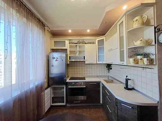 Продам РЕАЛЬНУЮ 3 комн квартиру Алексеевка, Ахсарова м Алексеевская AB Харьков