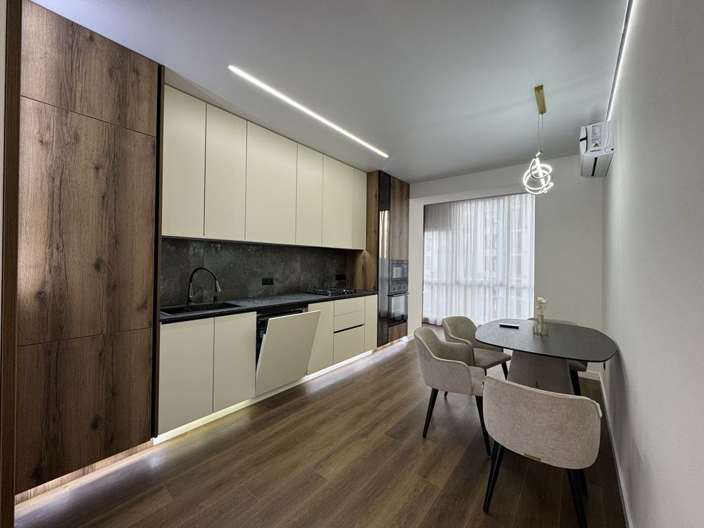 Продам стильну двокімнатну в центрі міста Ивано-Франковск - изображение 1