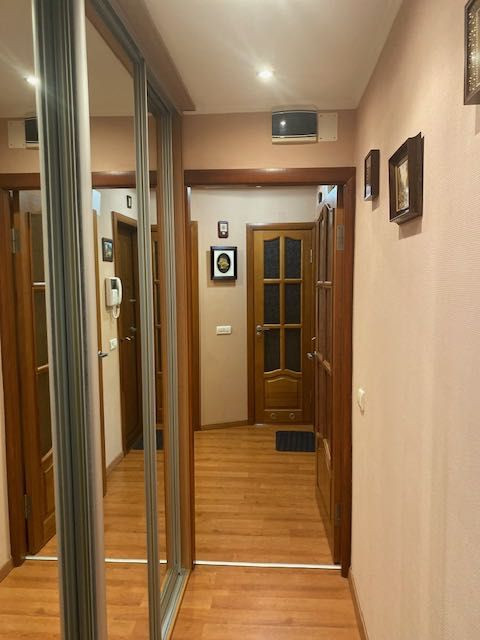 Трикімнатна квартира, О.Мудрака (Наумова) 31А, ВЛАСНИК ТОРГ Киев - изображение 6