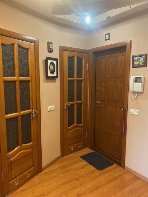 Трикімнатна квартира, О.Мудрака (Наумова) 31А, ВЛАСНИК ТОРГ Киев - изображение 5