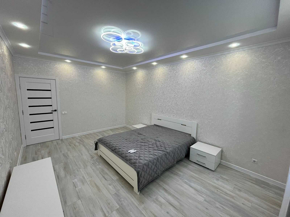 Однокімнатна з ремонтом Виставка Хмельницький - зображення 3