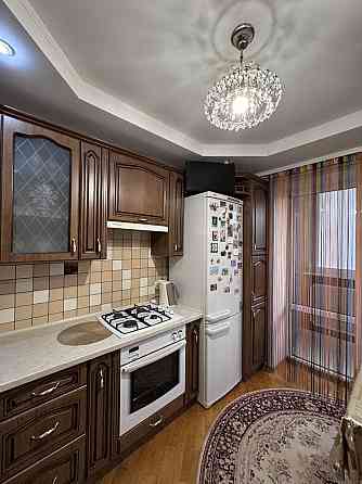 Укомплектована трикімнатна квартира в цегляному будинку!! Рівне