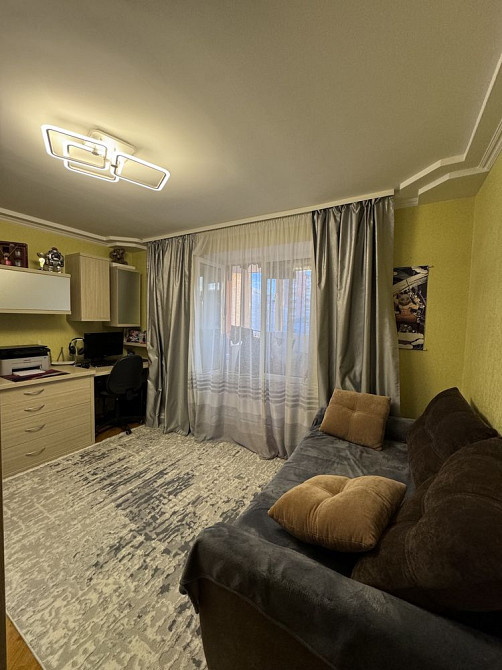 Укомплектована трикімнатна квартира в цегляному будинку!! Рівне - зображення 1