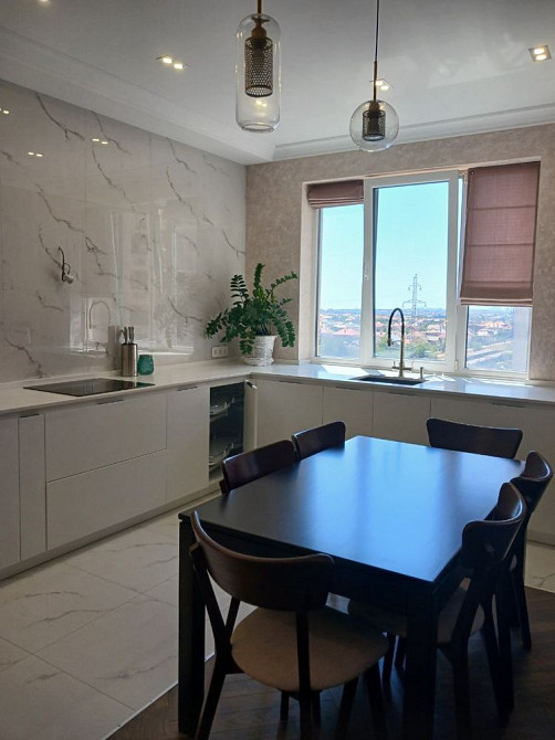 Кадорр! 2 спальни и кухня-студия Одеса - зображення 3