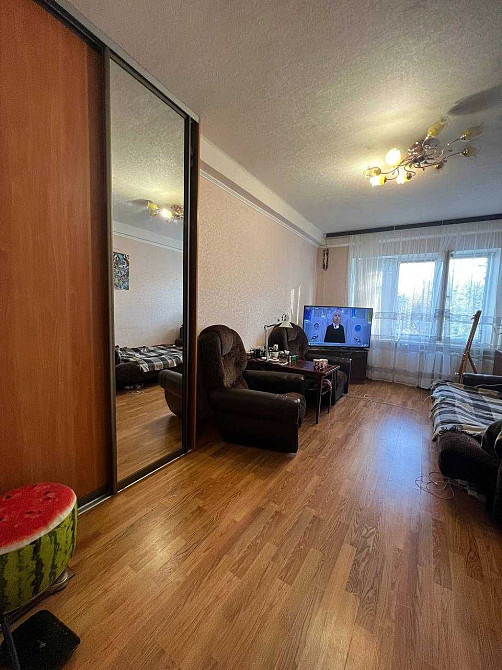 Запорожця (Чорних Запорожців) 11,  цегляний буд., 3-й поверх. Киев - изображение 3