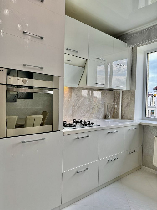 Продаж однокімнатна квартира Щасливе з паркомісцем Рівне - зображення 2