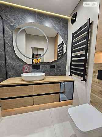 Продам гарну та простору квартиру у новому ЖК! Львов