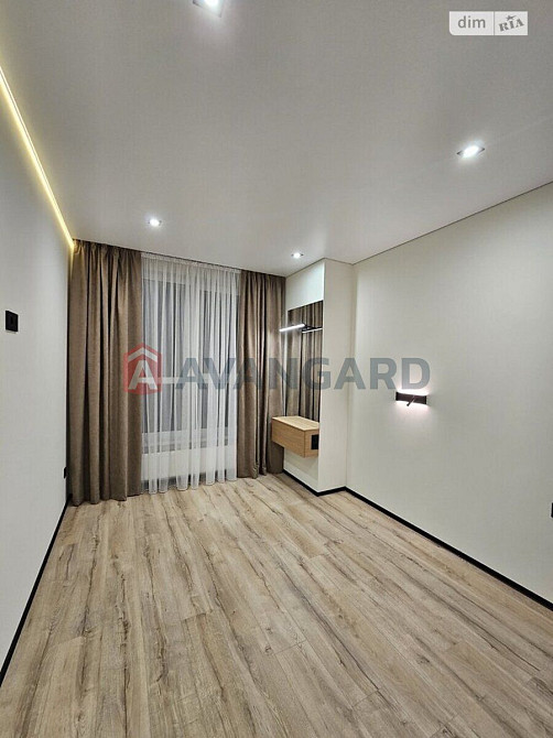 Продам гарну та простору квартиру у новому ЖК! Львов - изображение 5