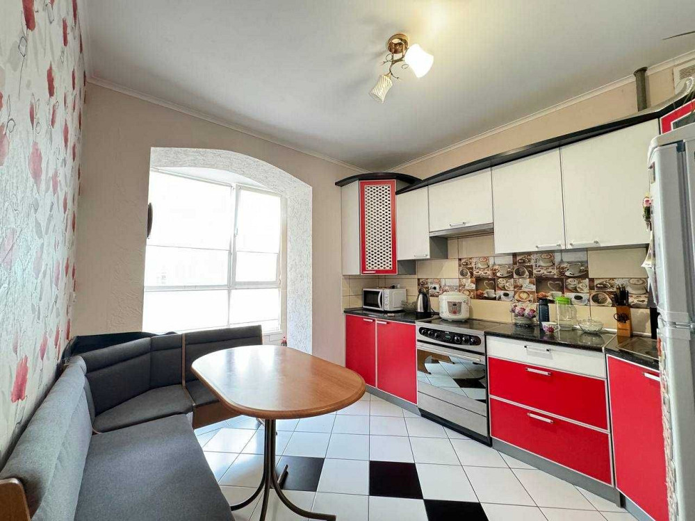 Продається 1к квартира з ремонтом в популярній локації/4 ПОВЕРХ Ивано-Франковск - изображение 1