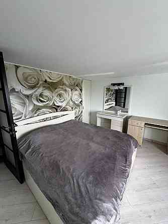 Продам 3к.кв. Салтівка  пр.Ювілейний ЖК Квартет 603 м/р  65000 у.е.  M Харьков