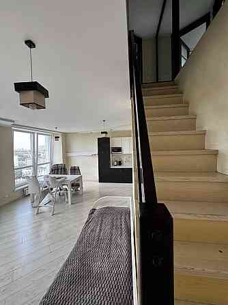 Продам 3к.кв. Салтівка  пр.Ювілейний ЖК Квартет 603 м/р  65000 у.е.  M Харьков