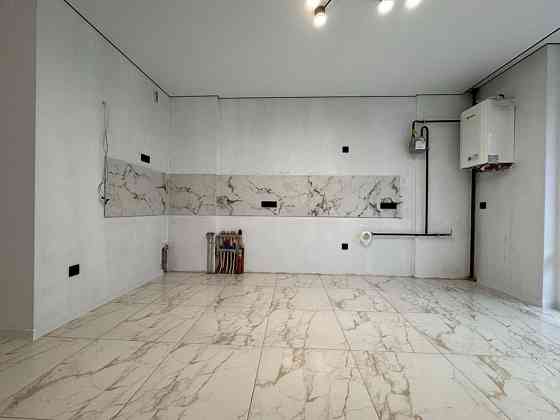 Продається з сучасним ремонтом 2-х кімнатна квартира Ивано-Франковск