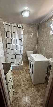 )( Продаж квартири на землі Рівне