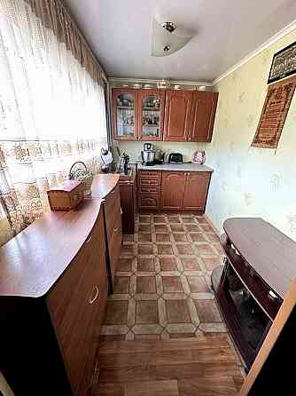 )( Продаж квартири на землі Рівне