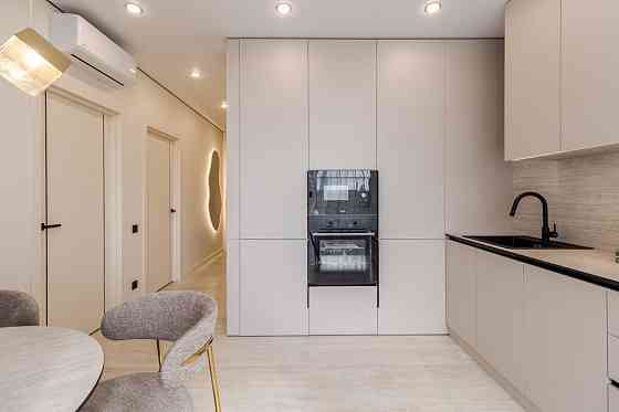 • Продаж 2к.кв.з якісним ремонтом і терасою в Брюховичах , ЖК ГРІНВУД Брюховичі