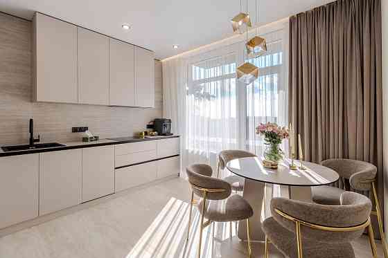 • Продаж 2к.кв.з якісним ремонтом і терасою в Брюховичах , ЖК ГРІНВУД Брюховичі