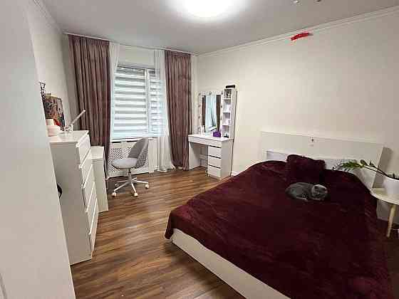 Продаж 4-кімнатної квартири, 1-й мікрорайон 