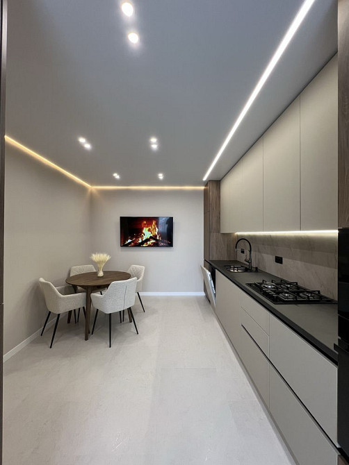 Компактна 2-кімнатна квартира з сучасним ремонтом Ивано-Франковск - изображение 7