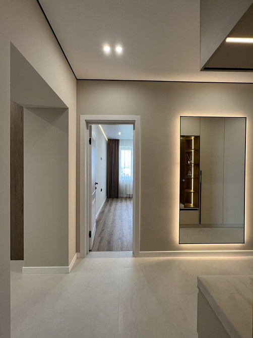 Компактна 2-кімнатна квартира з сучасним ремонтом Ивано-Франковск - изображение 1