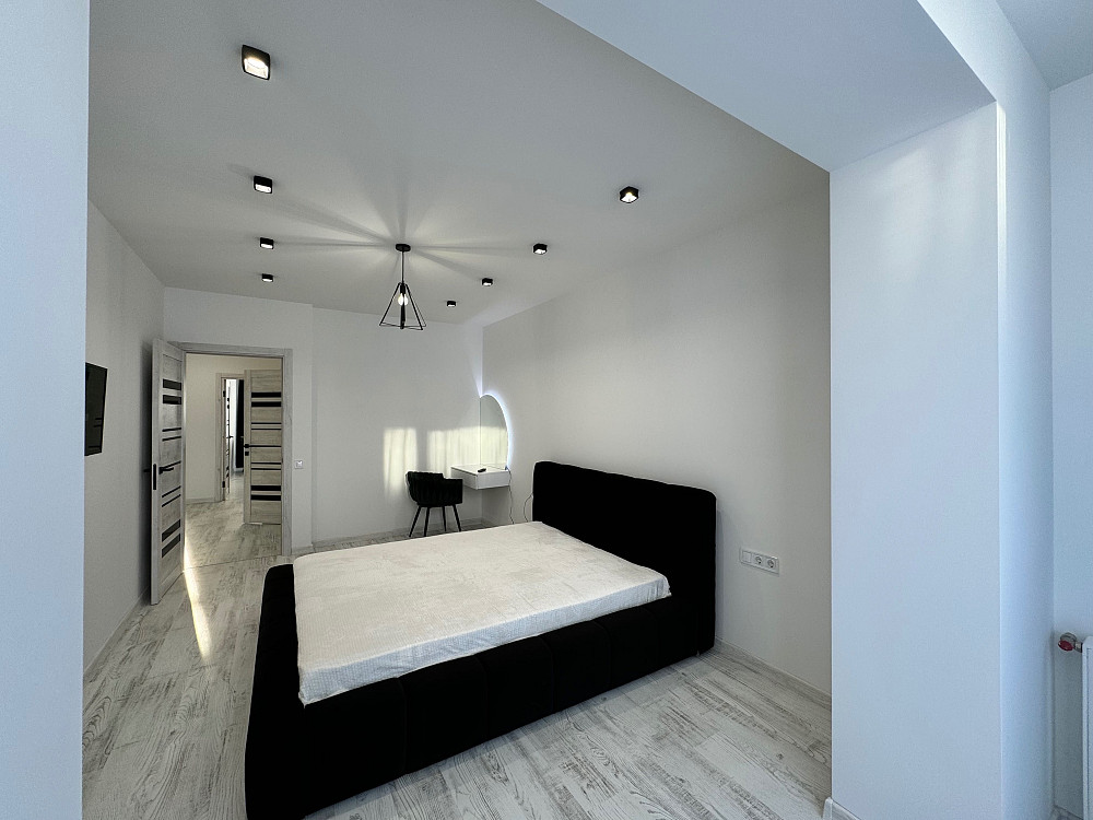 Продається 3 кімнатна квартира з ремонтом в центрі міста вул. Княгинин Ивано-Франковск - изображение 5