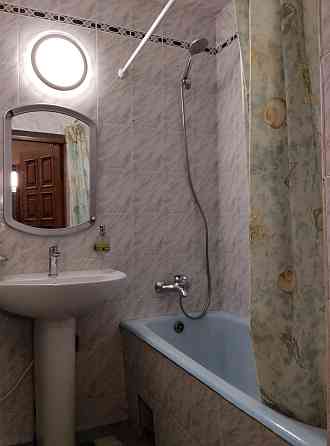 Продам 2-к квартиру на Ак.Глушко, " Голубой дом" Одеса