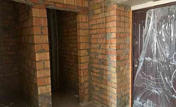 Продам 1-но комнатную квартиру в кирпичном доме на Сахарова. 640у.е/кв Одеса