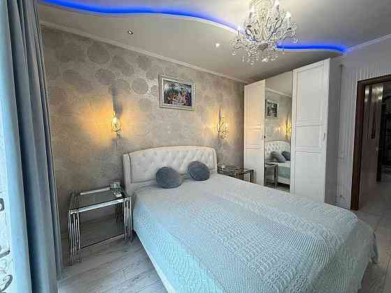 Вигідна пропозиція!Простора 3-кімнатна квартира з меблями та технікою Ивано-Франковск