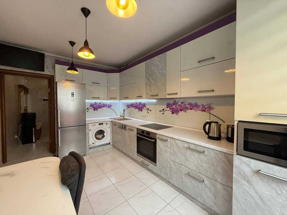 Вигідна пропозиція!Простора 3-кімнатна квартира з меблями та технікою Ивано-Франковск - изображение 4