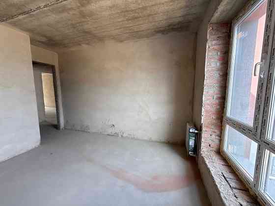 Трикімнатна квартира в зданій новобудові! Луцьк