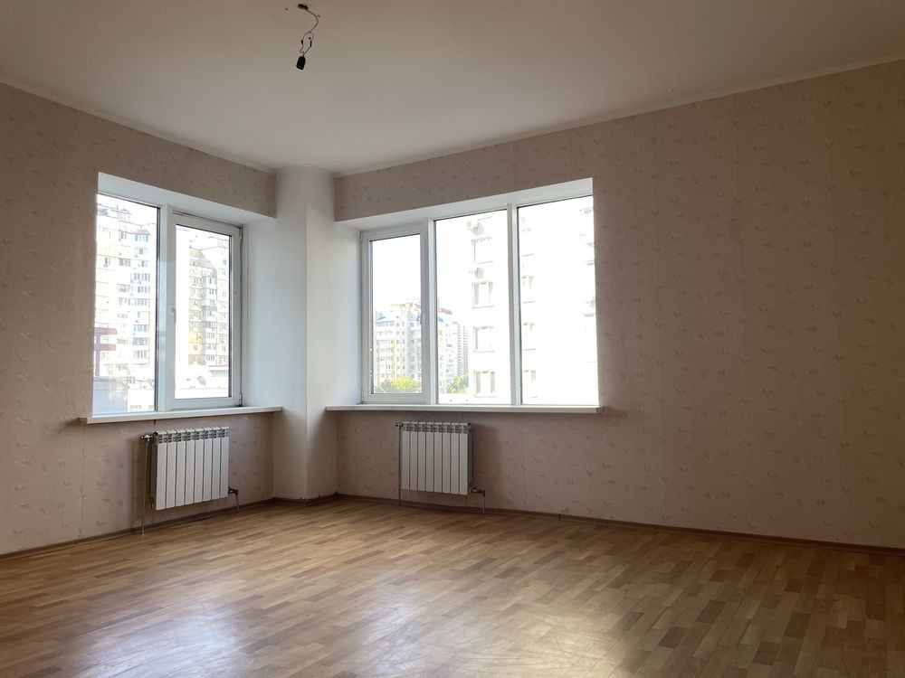 Трикімнатна квартира-  м. Позняки : цегляний будинок, низький поверх! Киев - изображение 3