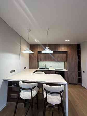 Дизайнерська 2к кварира в оренду Ужгород