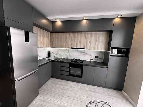 Квартира в оренду Івано-Франківськ , видова на Озеро. Ивано-Франковск